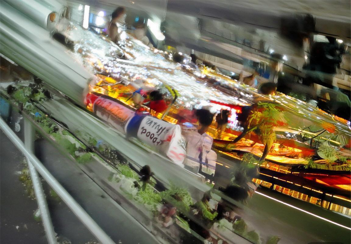 巴萨曼联欧冠巅峰对决：传控与反击的艺术解析(图2)